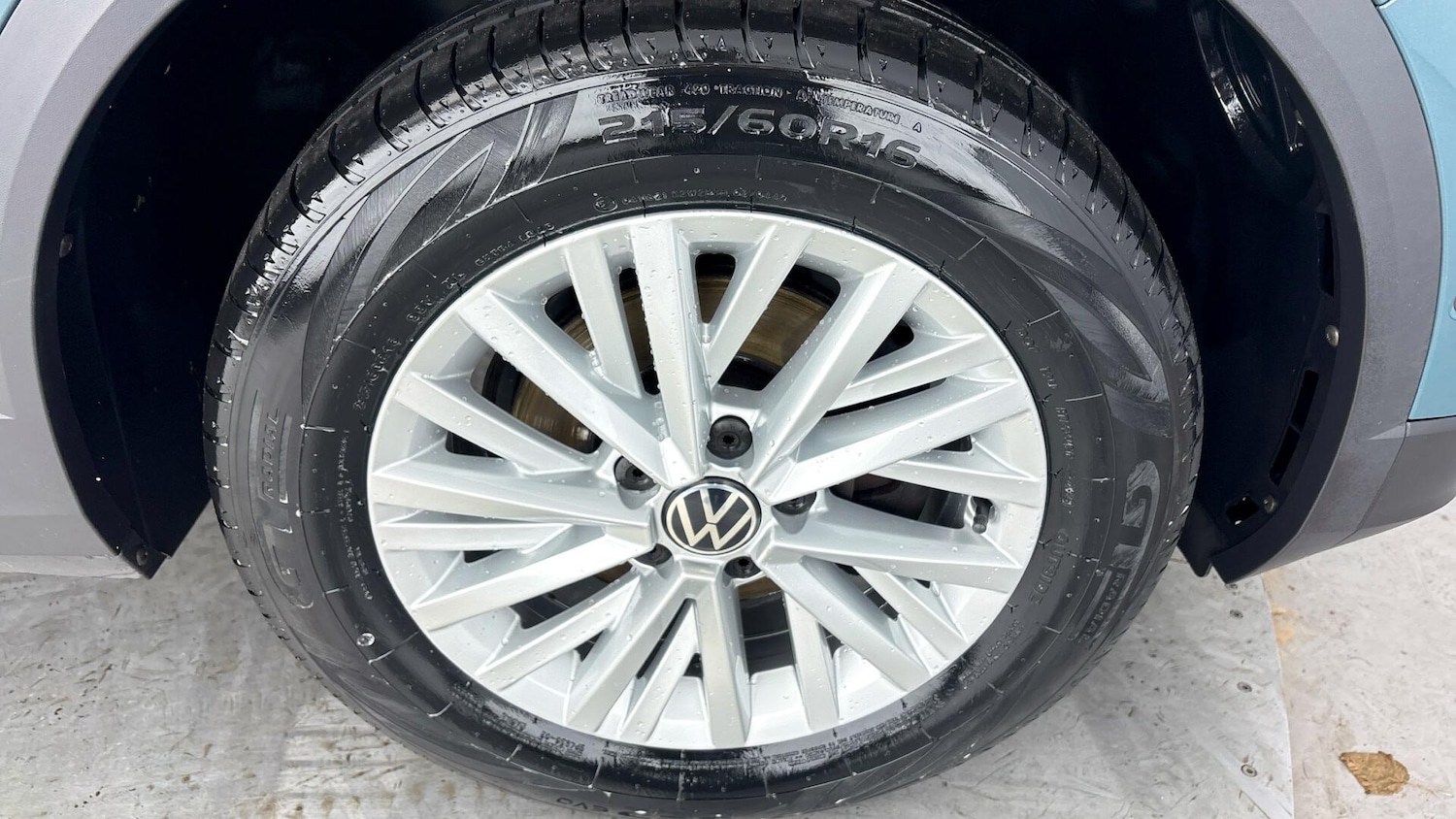 Used Volkswagen T-Roc 2023 for sale - 77504950: Photo 5