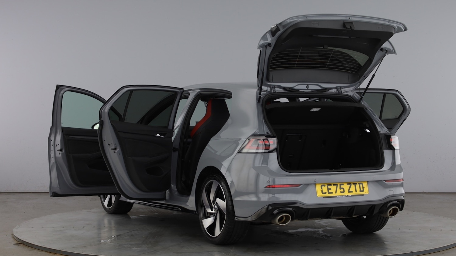 Used Volkswagen Golf 2025 for sale - 77931846: Photo 12