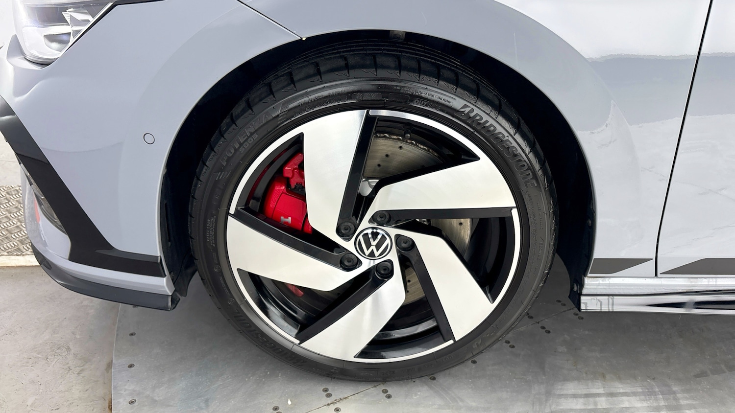 Used Volkswagen Golf 2025 for sale - 77931846: Photo 40