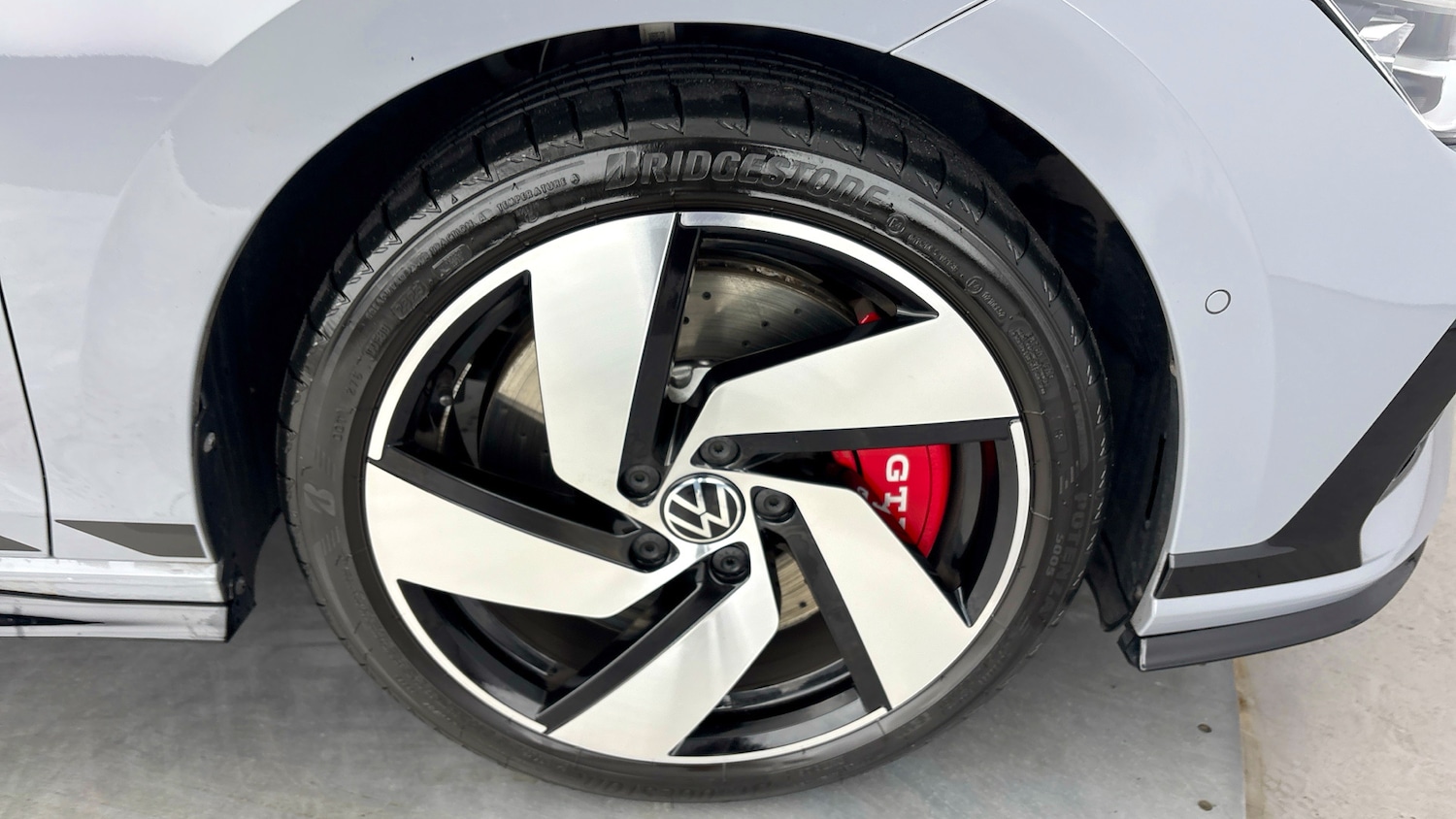 Used Volkswagen Golf 2025 for sale - 77931846: Photo 5