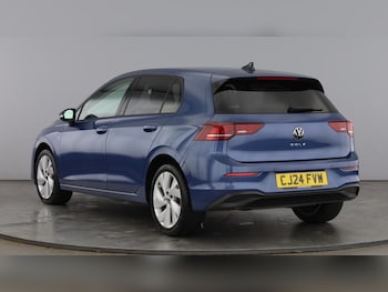 Used Volkswagen Golf 2024 for sale - 77708348: Photo