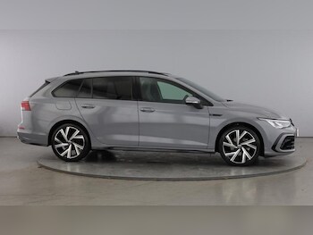 Used Volkswagen Golf 2023 for sale - 76588333: Photo