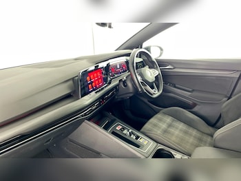 Used Volkswagen Golf 2022 for sale - 77602843: Photo