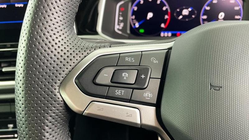 Used Volkswagen T-Roc 2025 for sale - 76244770: Photo 23