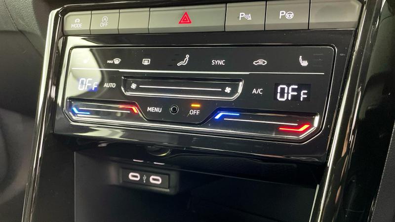 Used Volkswagen T-Roc 2025 for sale - 76244770: Photo 7