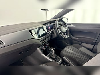 Used Volkswagen Polo 2024 for sale - 78381582: Photo