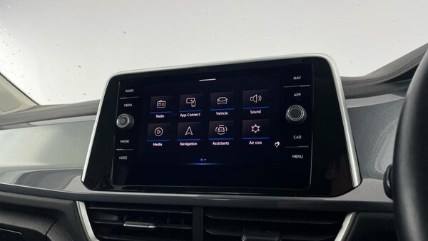 Used Volkswagen T-Roc 2023 for sale - 75638868: Photo 18