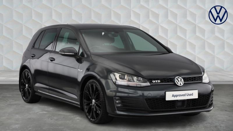Used Volkswagen Golf 2016 for sale - 76692987: Photo 1