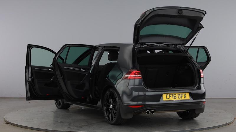 Used Volkswagen Golf 2016 for sale - 76692987: Photo 11