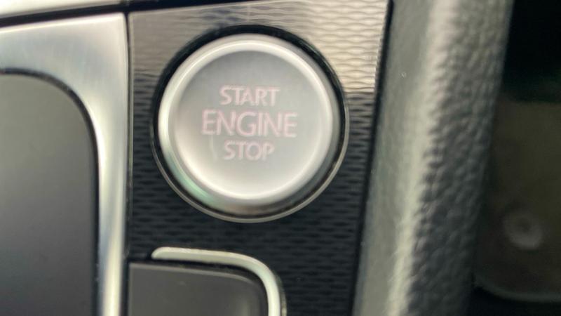 Used Volkswagen Golf 2016 for sale - 76692987: Photo 13