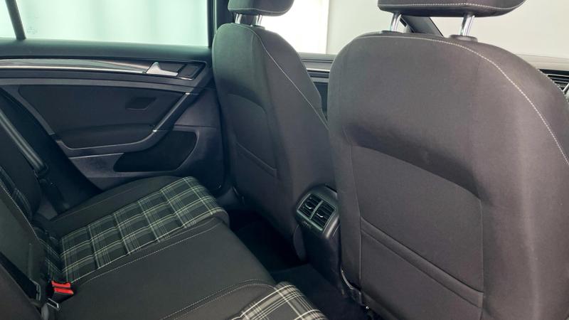 Used Volkswagen Golf 2016 for sale - 76692987: Photo 28