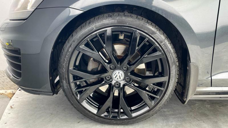 Used Volkswagen Golf 2016 for sale - 76692987: Photo 38