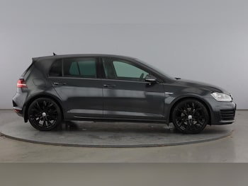 Used Volkswagen Golf 2016 for sale - 76692987: Photo