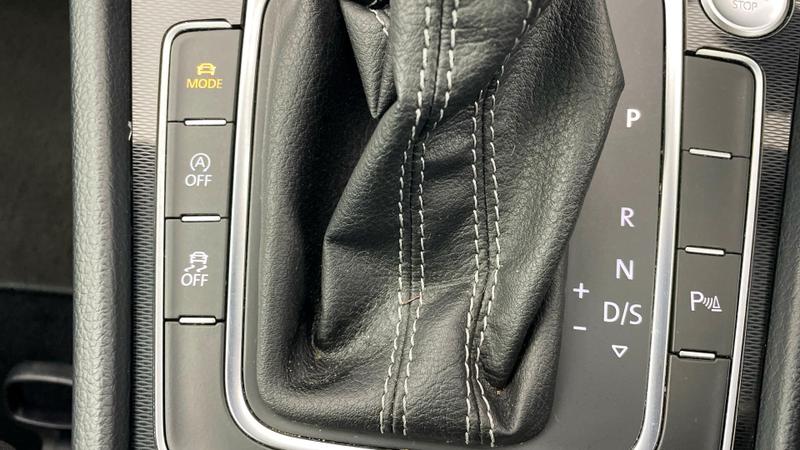 Used Volkswagen Golf 2016 for sale - 76692987: Photo 7