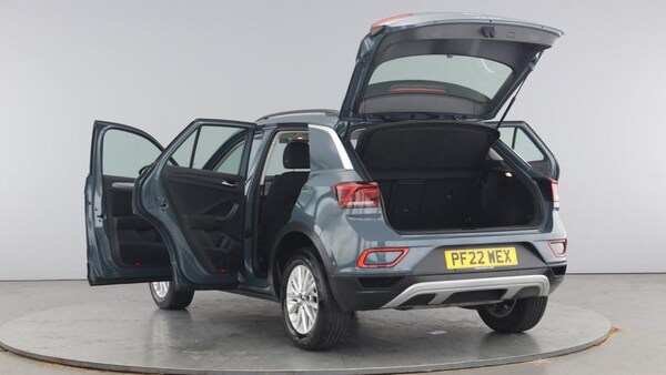 Used Volkswagen T-Roc 2022 for sale - 75638886: Photo 11