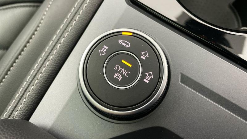 Used Volkswagen Touareg 2023 for sale - 75638943: Photo 12