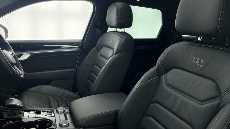 Used Volkswagen Touareg 2023 for sale - 75638943: Photo 40