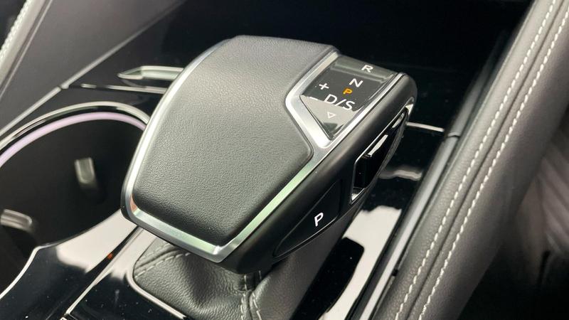 Used Volkswagen Touareg 2023 for sale - 75638943: Photo 7