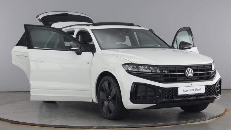Used Volkswagen Touareg 2023 for sale - 75638943: Photo 9
