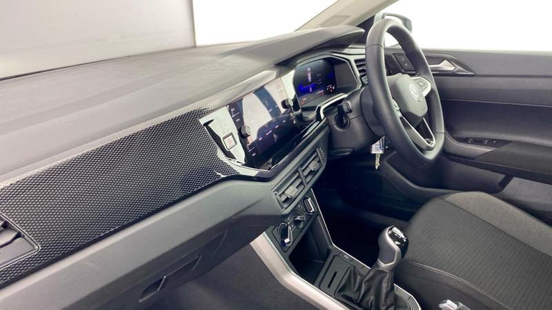 Used Volkswagen Polo 2024 for sale - 76949154: Photo 2