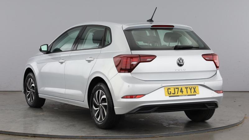 Used Volkswagen Polo 2024 for sale - 76949154: Photo 3