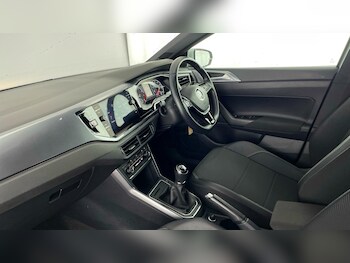 Used Volkswagen Polo 2019 for sale - 77505304: Photo