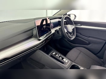 Used Volkswagen Golf 2026 for sale - 78828075: Photo