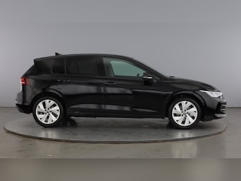 Used Volkswagen Golf 2026 for sale - 78828075: Photo