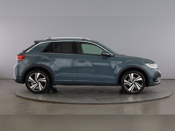 Used Volkswagen T-Roc 2023 for sale - 78814410: Photo