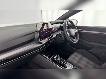 Used Volkswagen Golf 2024 for sale - 78628270: Photo