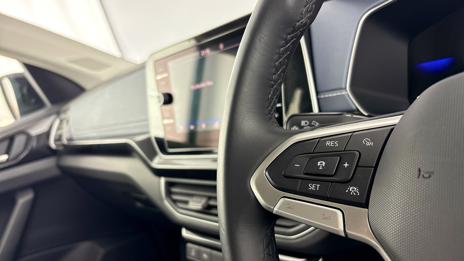 Used Volkswagen T-Cross 2025 for sale - 77602878: Photo 14