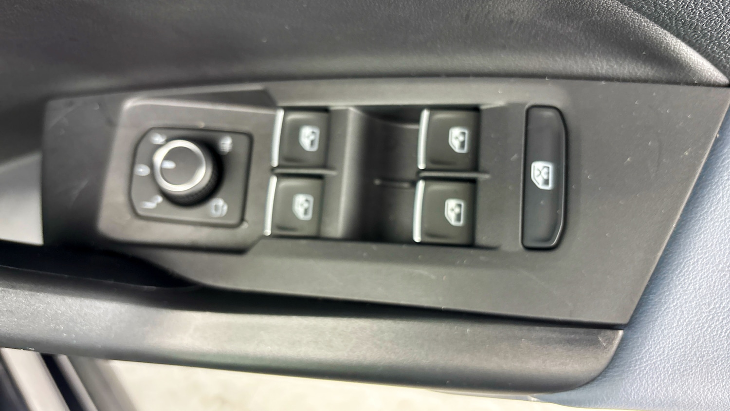 Used Volkswagen T-Cross 2025 for sale - 77602878: Photo 20