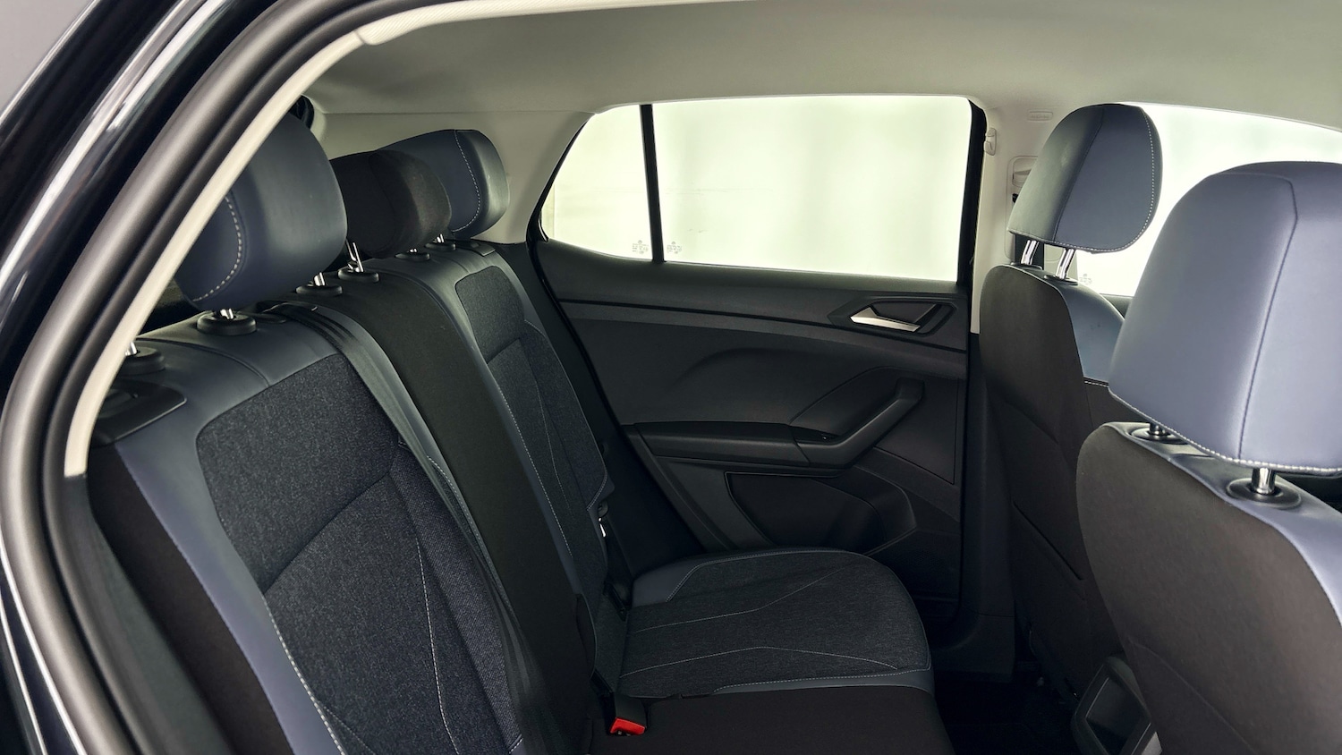 Used Volkswagen T-Cross 2025 for sale - 77602878: Photo 23