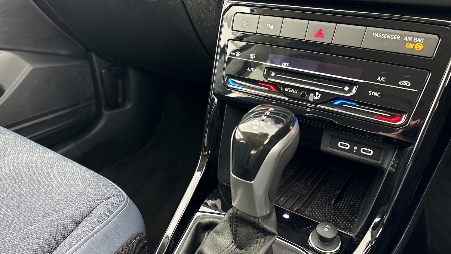 Used Volkswagen T-Cross 2025 for sale - 77602878: Photo 25