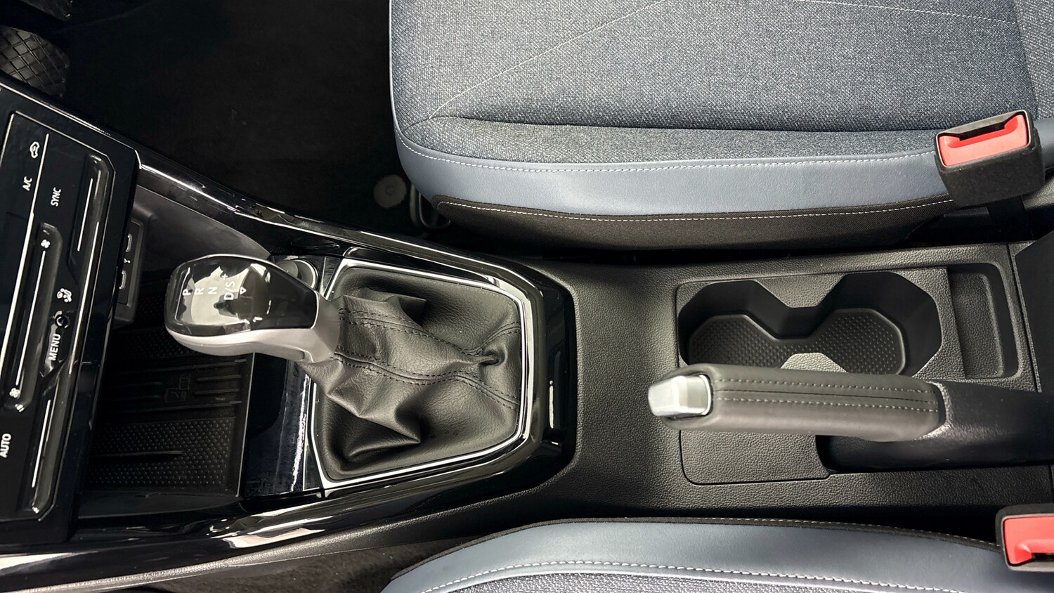 Used Volkswagen T-Cross 2025 for sale - 77602878: Photo 34