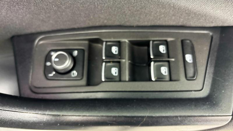 Used Volkswagen T-Roc 2021 for sale - 77198844: Photo 19