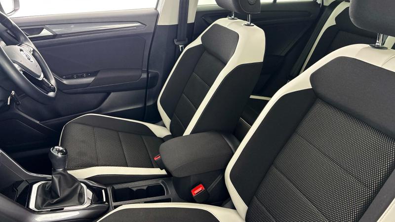 Used Volkswagen T-Roc 2021 for sale - 77198844: Photo 34