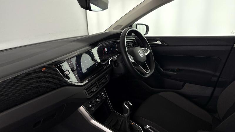 Used Volkswagen Polo 2022 for sale - 77335973: Photo 2