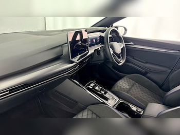 Used Volkswagen Golf 2026 for sale - 79491463: Photo