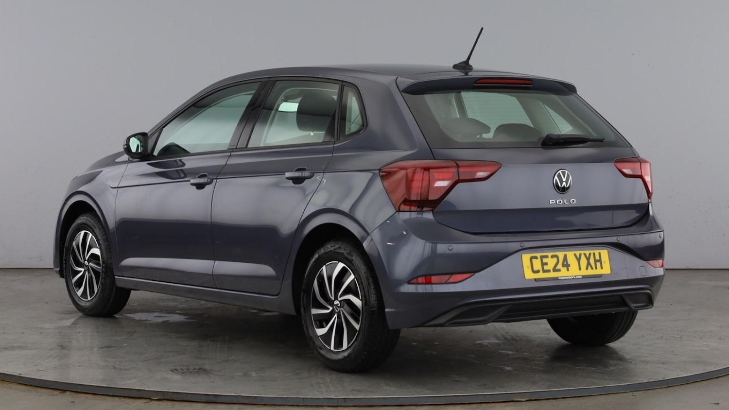 Used Volkswagen Polo 2024 for sale - 77872311: Photo 3