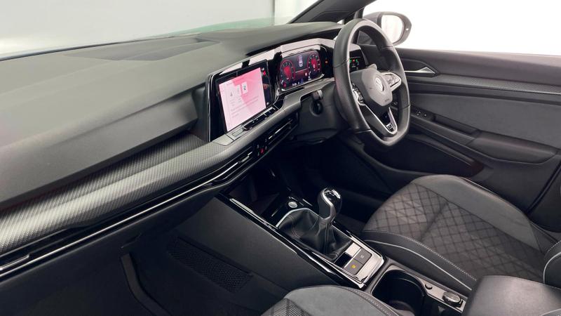 Used Volkswagen Golf 2022 for sale - 76750505: Photo 2