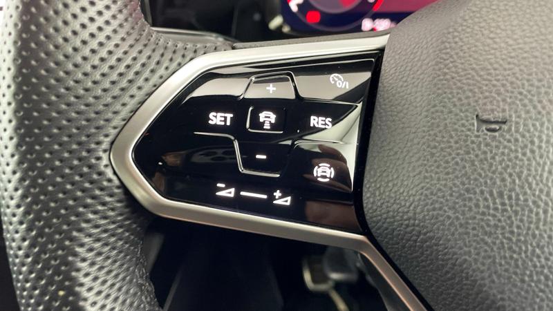 Used Volkswagen Golf 2022 for sale - 76750505: Photo 21