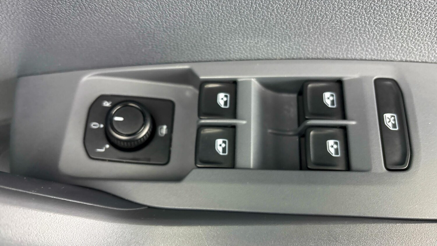 Used Volkswagen T-Cross 2020 for sale - 77938299: Photo 19