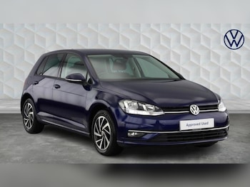 Used Volkswagen Golf 2019 for sale - 76452752: Photo