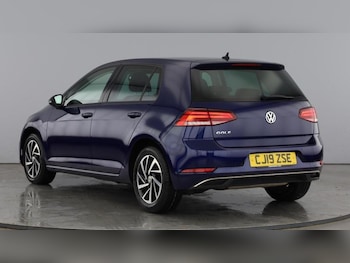 Used Volkswagen Golf 2019 for sale - 76452752: Photo