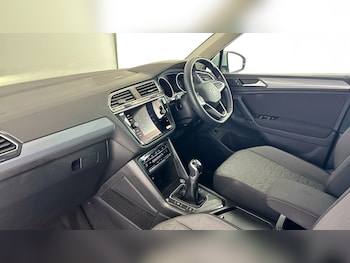 Used Volkswagen Tiguan 2023 for sale - 79137652: Photo