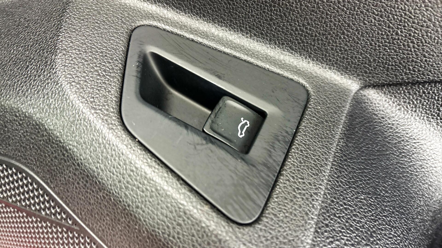 Used Volkswagen Touareg 2025 for sale - 77701452: Photo 23