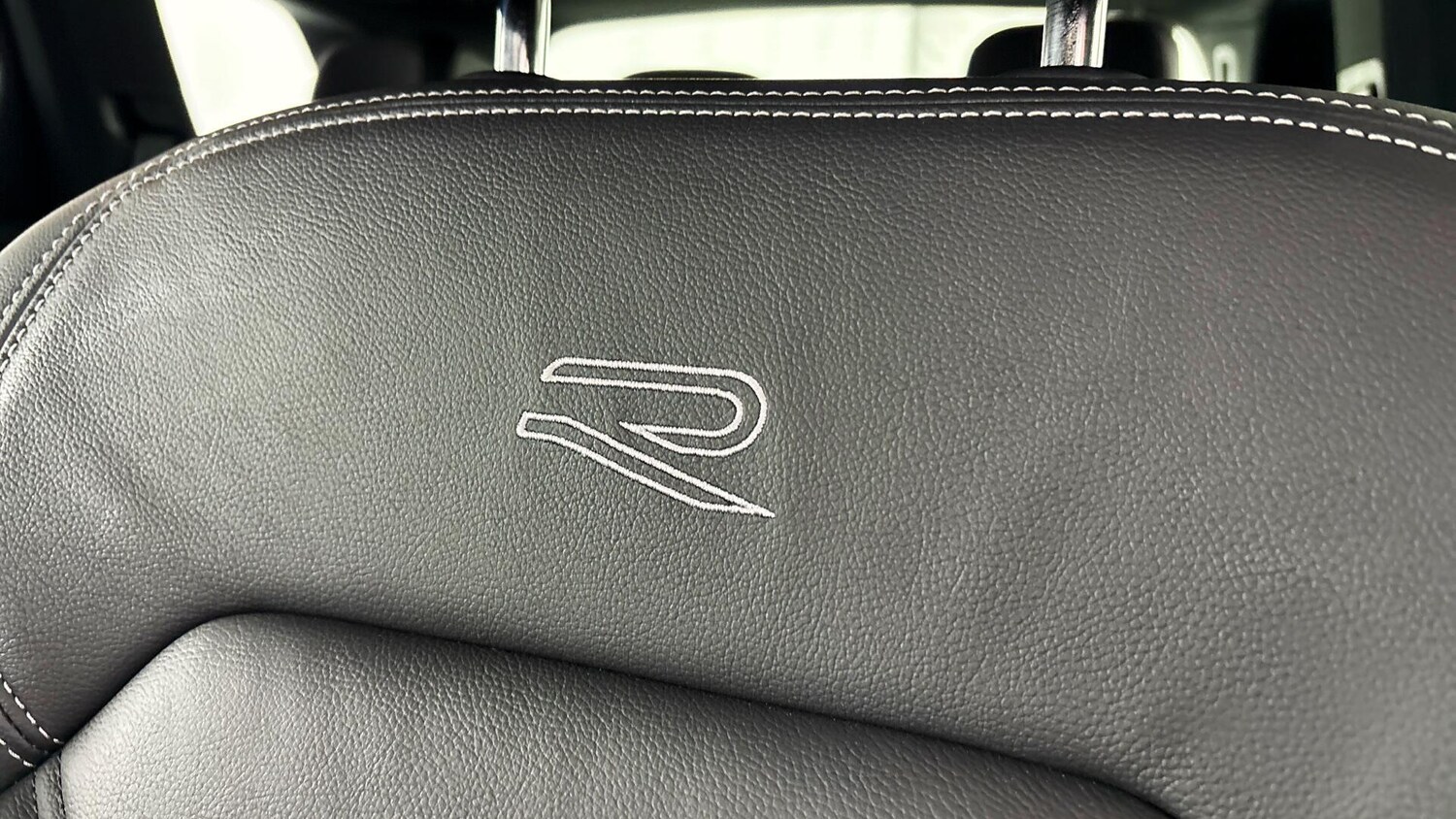 Used Volkswagen Touareg 2025 for sale - 77701452: Photo 46