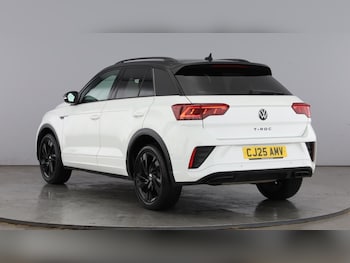 Used Volkswagen T-Roc 2025 for sale - 77602907: Photo