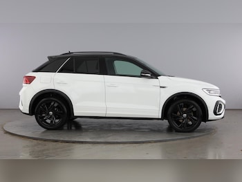 Used Volkswagen T-Roc 2025 for sale - 77602907: Photo